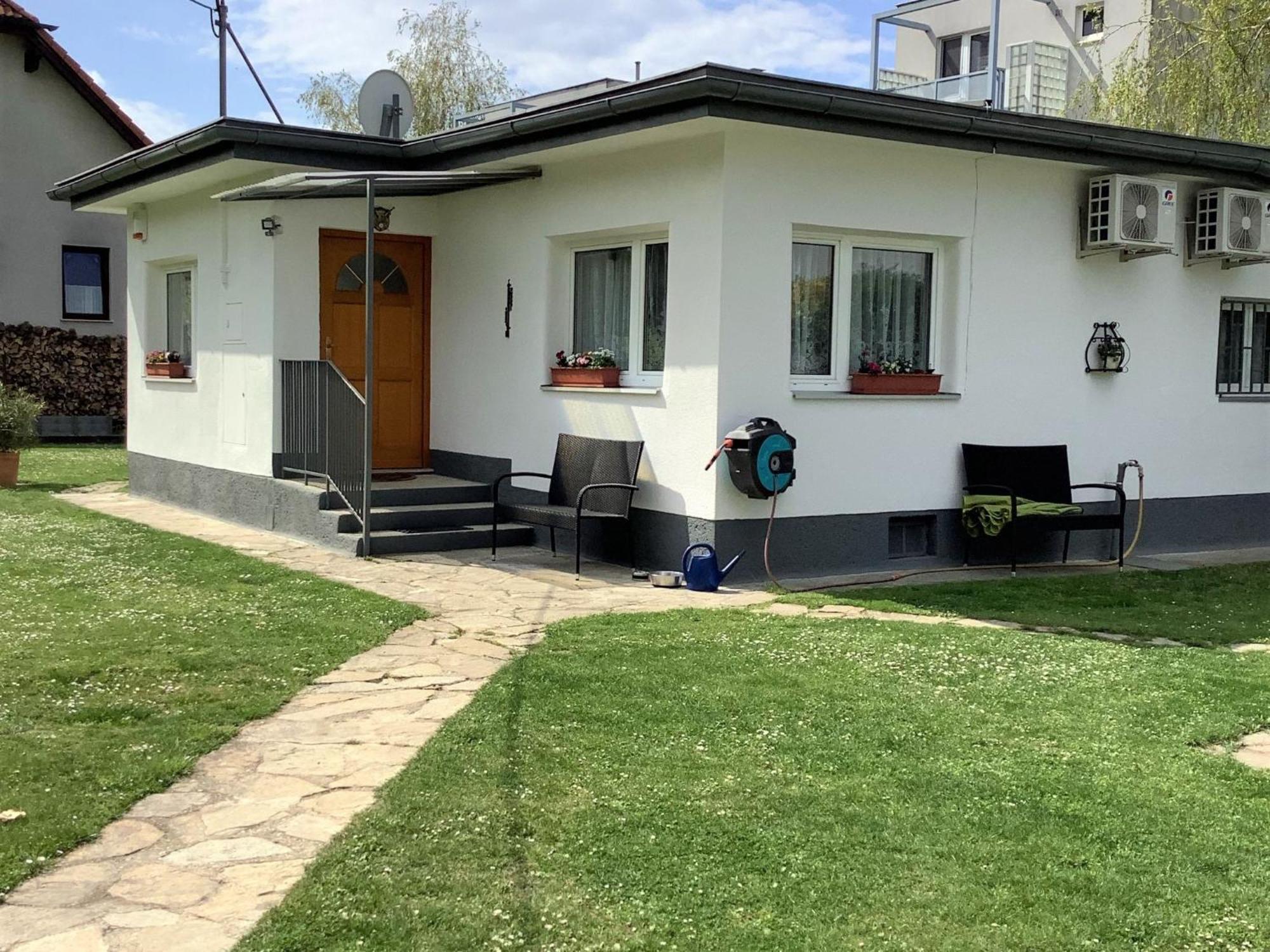 Holiday Home Bungalow Leopoldau By Interhome Відень Екстер'єр фото